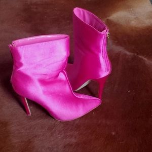 Fuschia boots